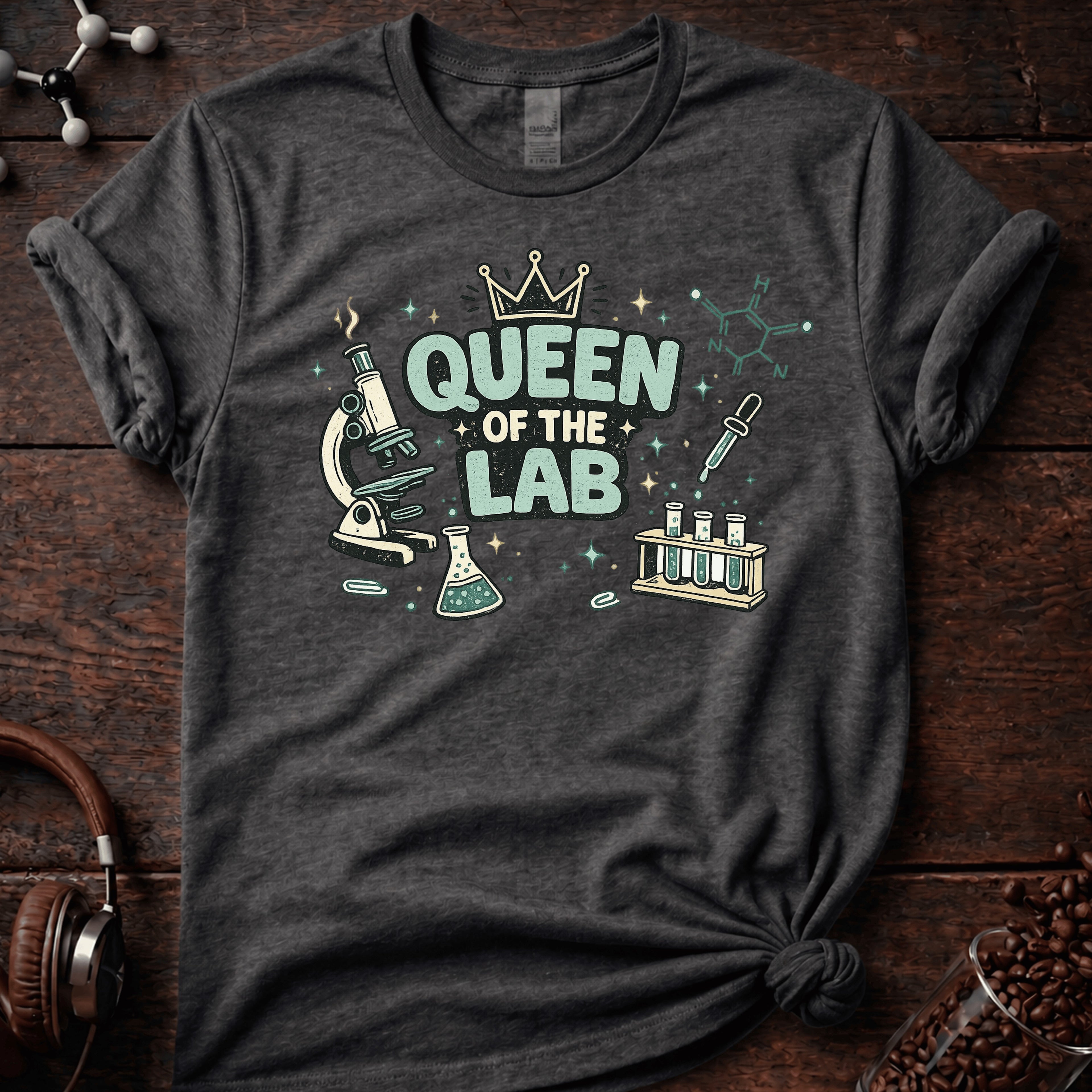 Queen of The Lab Tee