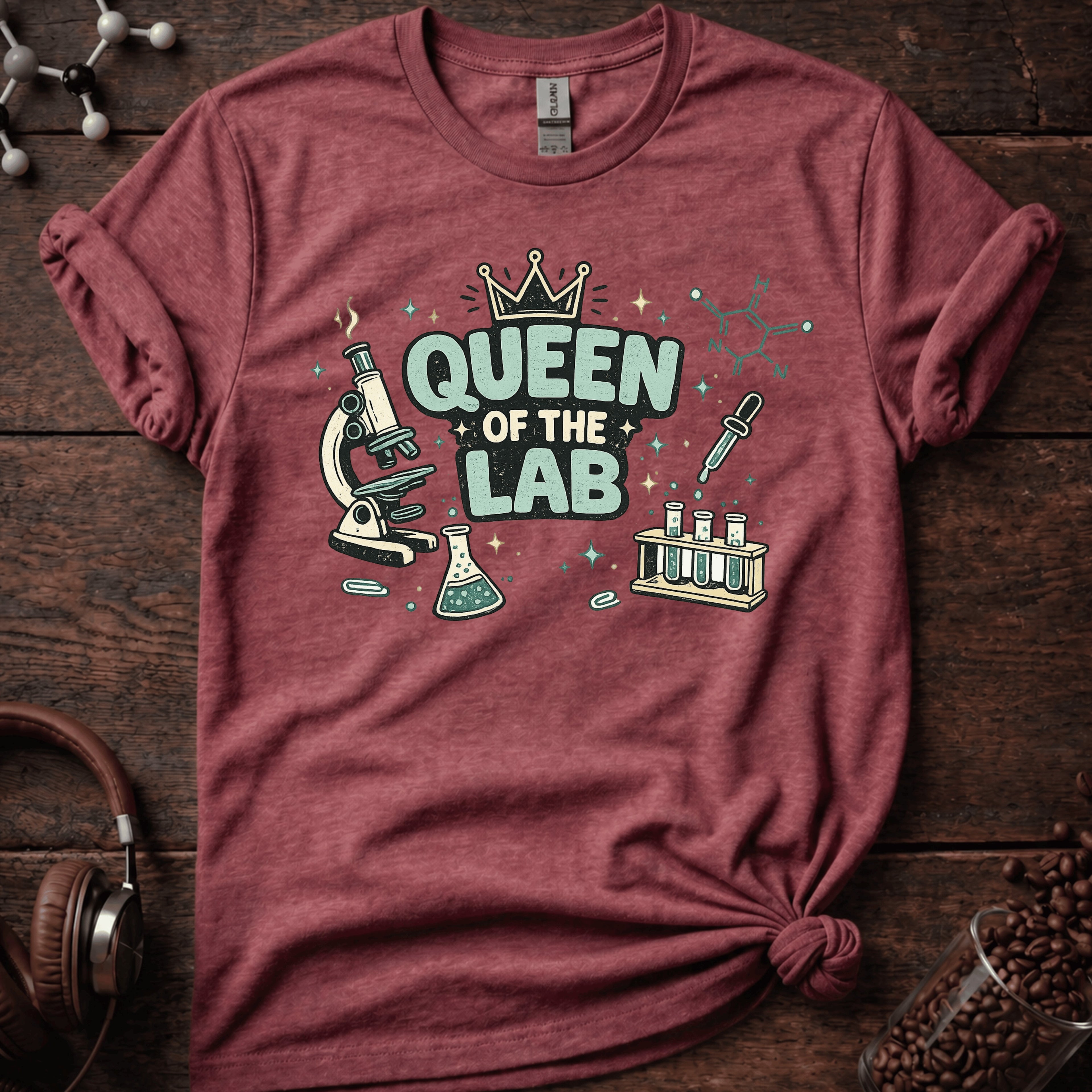 Queen of The Lab Tee